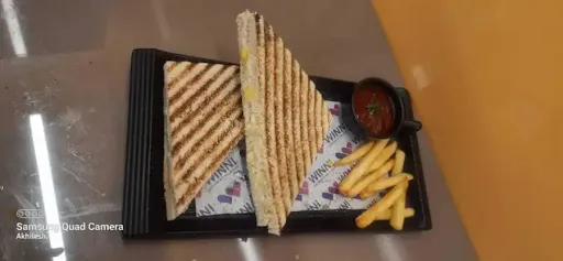 Corn And Cheese Sandwich