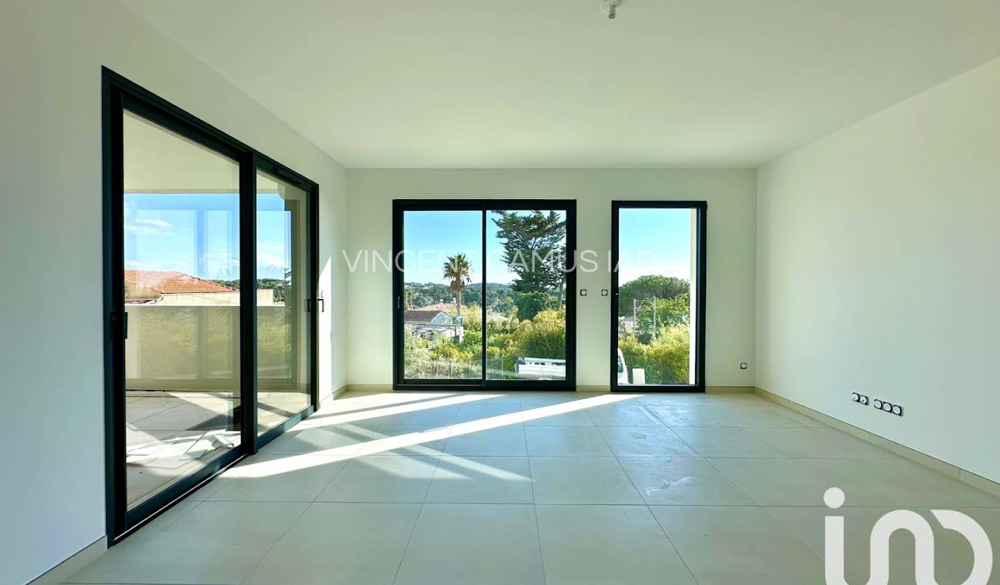 Apartment with terrace Sanary-sur-Mer