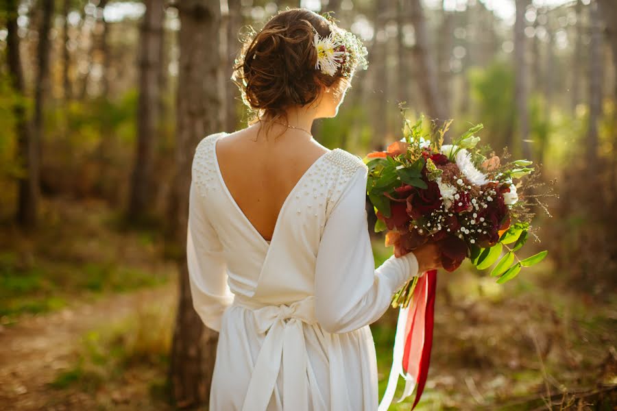 Wedding photographer Elena Chizhevskaya (chijevskaya). Photo of 17 April 2015