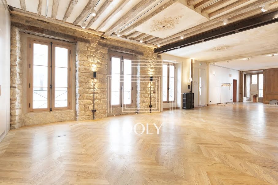 Appartement a louer paris-3e-arrondissement - 2 pièce(s) - 135 m2 - Surfyn