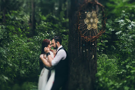 Fotografo di matrimoni Mikhail Batenev (mikebatenev). Foto del 15 luglio 2016