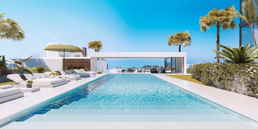 House with pool and terrace 4