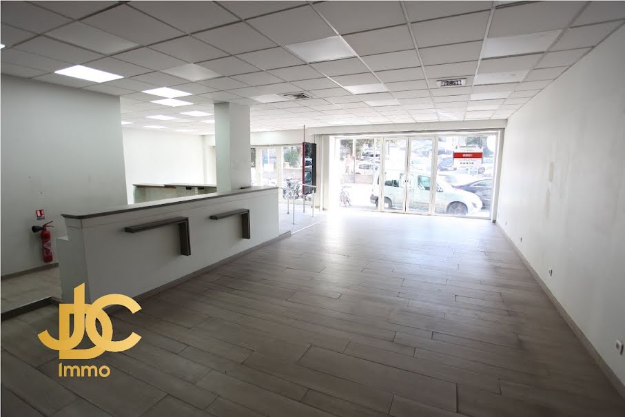 Vente locaux professionnels  130 m² à Cannes (06400), 15 000 €