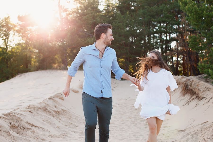 Wedding photographer Yuliya Dubina (yuliadybina). Photo of 8 June 2017