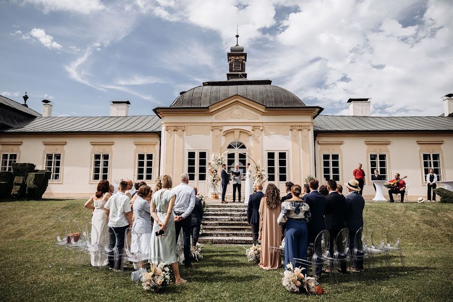 Svadobný fotograf Tatyana Khotlubey (tanyakhotlubiei). Fotografia publikovaná 10. marca 2023