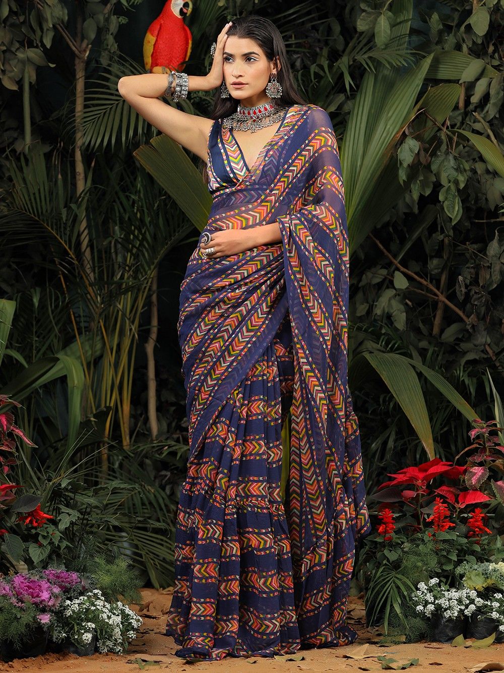 HOW TO CHOOSE A SAREE AS PER THE BODY TYPE – The Loom Blog