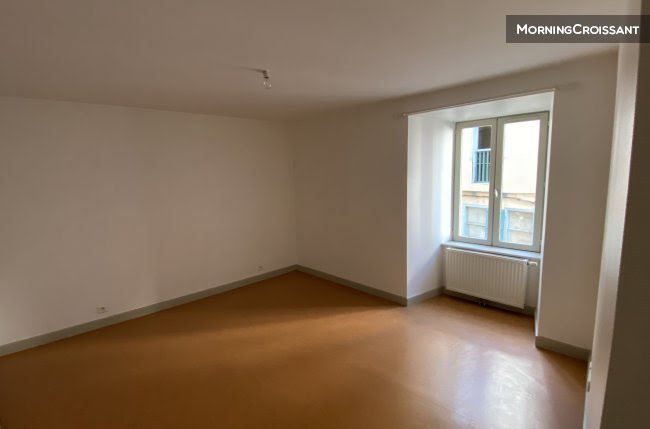 Location meublée appartement 3 pièces 63 m² à Tulle (19000), 680 €