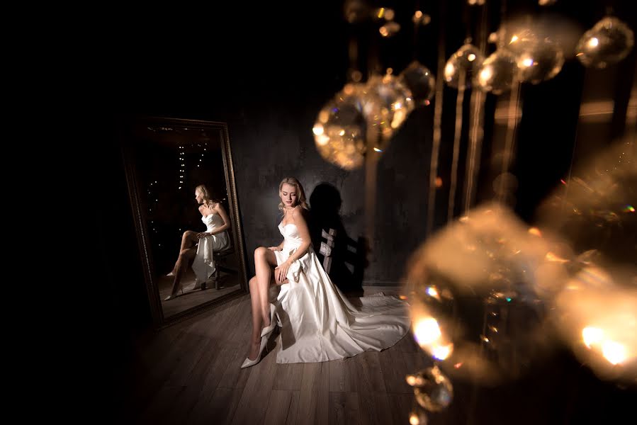 Wedding photographer Daniil Zolotarev (daniilzolotarev). Photo of 10 December 2021