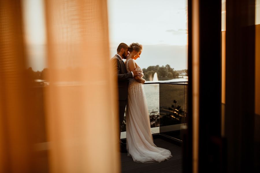 Wedding photographer Masha Garbuzenko (garbuzenkomaria). Photo of 13 August 2019