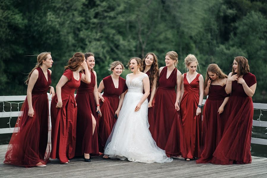 Fotógrafo de casamento Denis Medovarov (sladkoezka). Foto de 22 de julho 2021