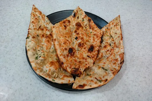 Cheese Garlic Naan