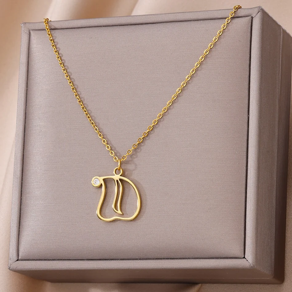 Colar com pingente de letra vazada simples em aço inoxidável para meninas de minorias Enfeite delicado e elegante, um presente ideal para mulheres