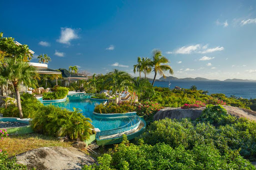 Maison avec piscine en bord de mer 1