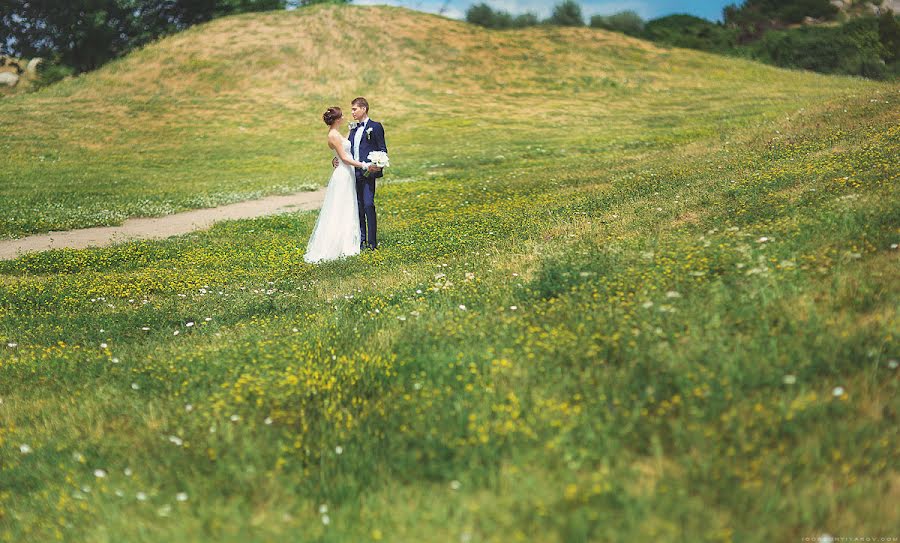 Wedding photographer Igor Bukhtiyarov (buhtiyarov). Photo of 24 September 2015