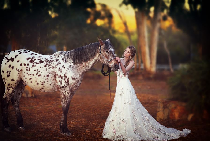 Fotografo di matrimoni Lana Dovbenko (lanastunning). Foto del 12 ottobre 2018