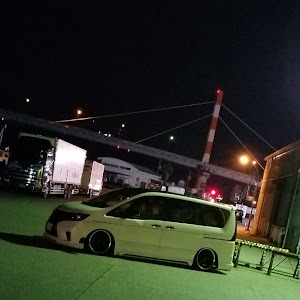 セレナ FC26