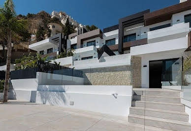 Appartement avec terrasse et piscine 2