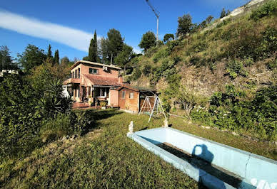 House with pool and terrace 4