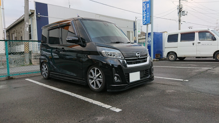 デイズルークスのヘッドライトカバー・車高調整に関するカスタム事例の投稿画像6枚目