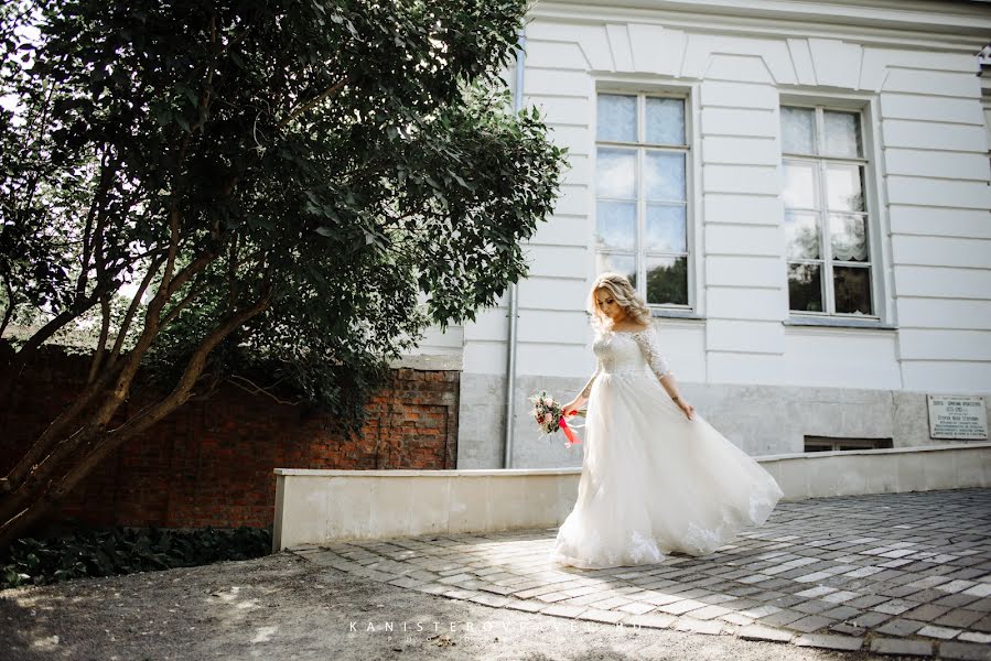 Pulmafotograaf Pavel Kanisterov (halo). Foto tehtud 12 juuli 2022