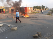 Inner roads in Thembisa were blocked but main roads were clear and operational amid the national shutdown.