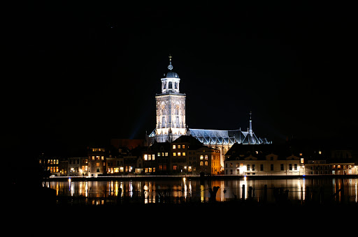 Centrum met Lebuïnuskerk (1454