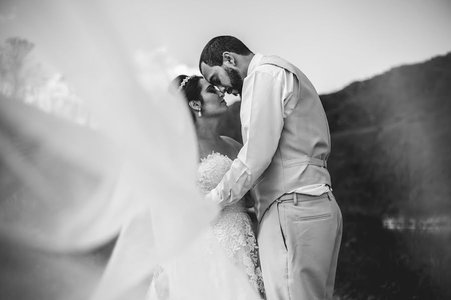 Fotografo di matrimoni Davi Mello (davimello). Foto del 6 marzo 2019