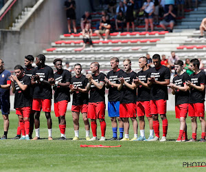 📷 Ontroerend afscheid van Cedric Roussel tijdens oefenwedstrijd