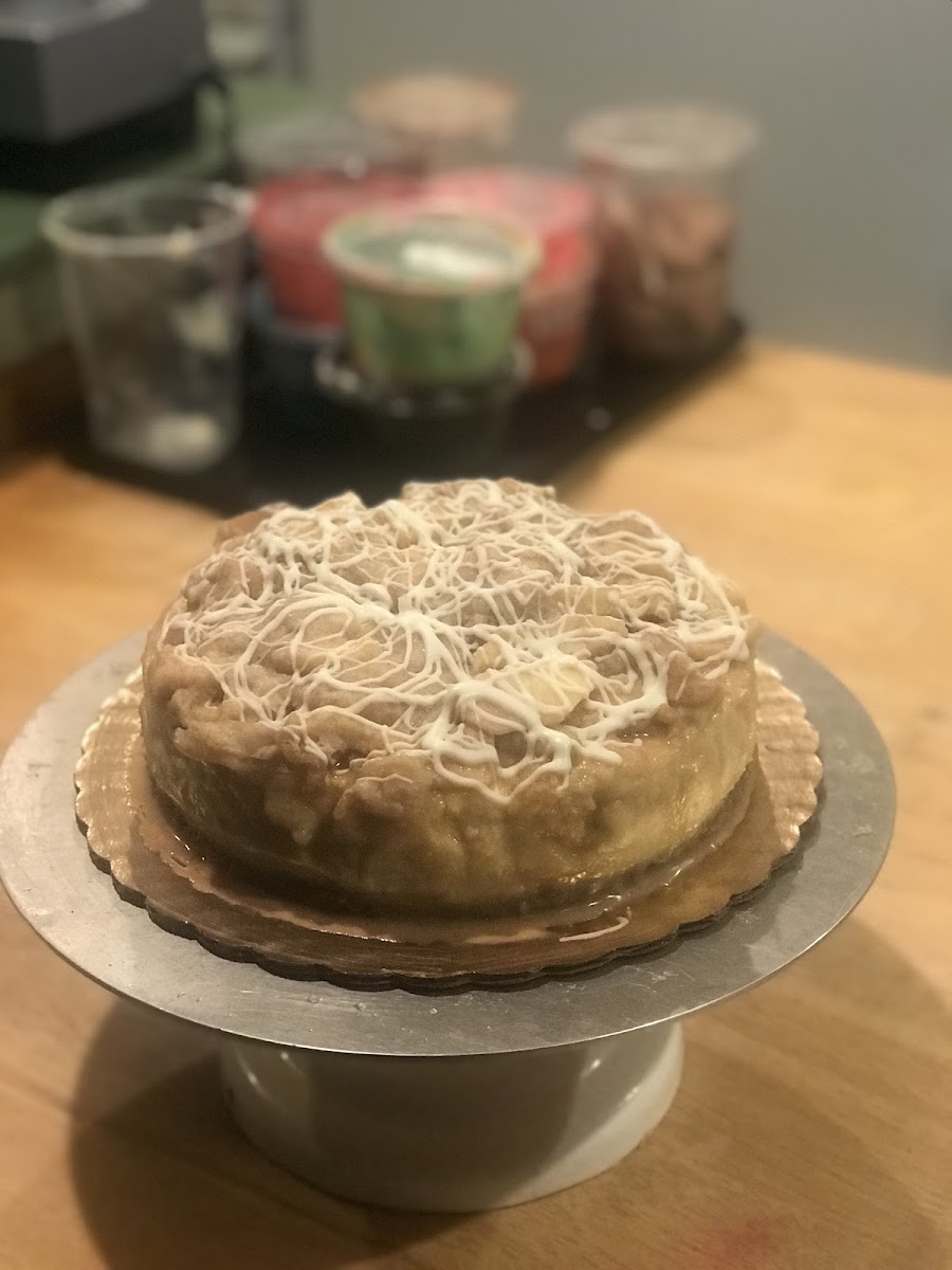 Salted Caramel Apple Cheesecake - GF