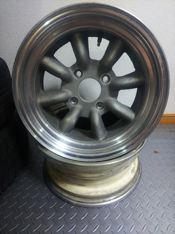 y,tom Z31(トム)さんが投稿したホイール交換に関するカスタム事例の投稿画像1枚目
