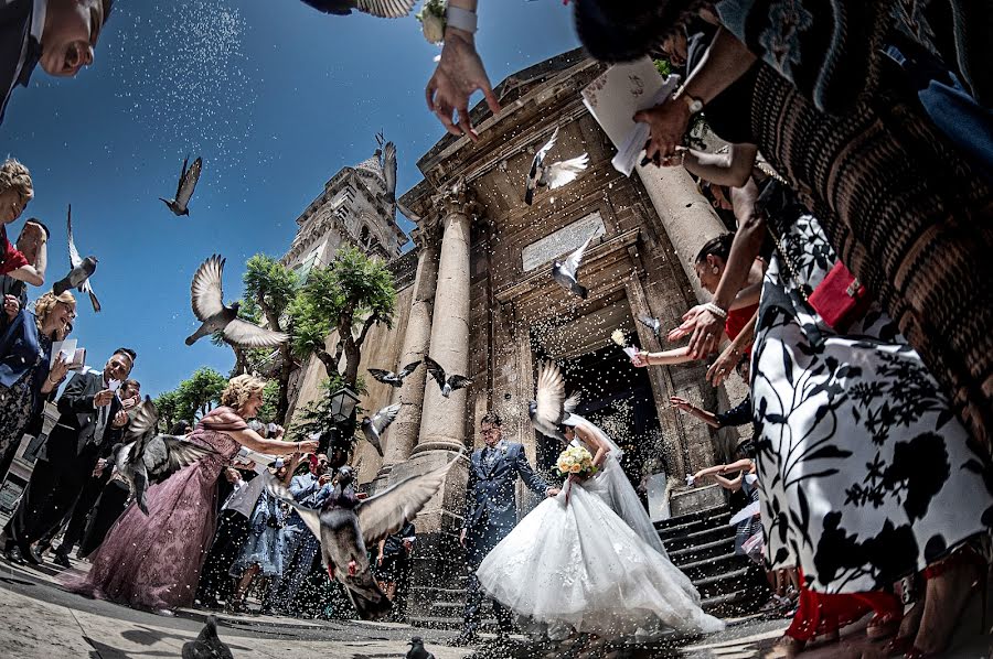 Wedding photographer Emanuele Carpenzano (emanuelecarpenz). Photo of 28 April 2023