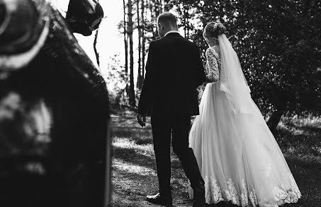 Wedding photographer Evgeniy Konoplich (jenyakonoplich). Photo of 3 October 2020