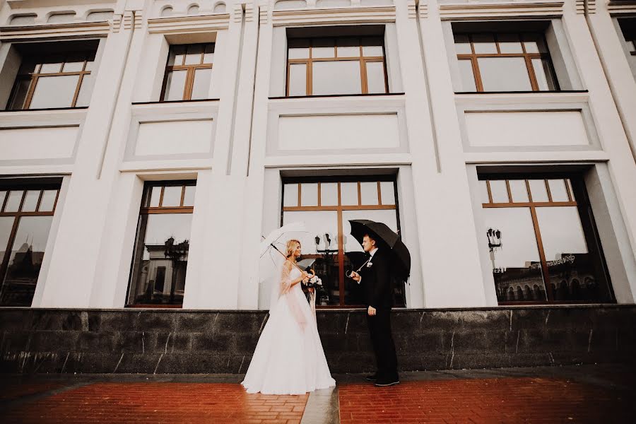 Fotógrafo de casamento Mariya Zacepina (mashasazepina). Foto de 14 de maio 2018