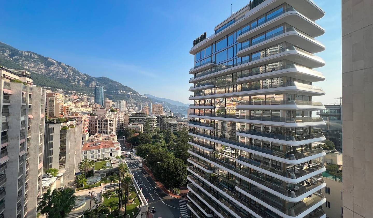 Apartment with pool Monaco