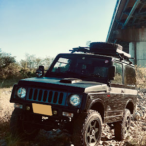 ジムニー JA11V