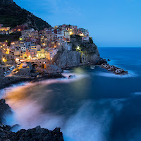 Manarola all'ora blu di 