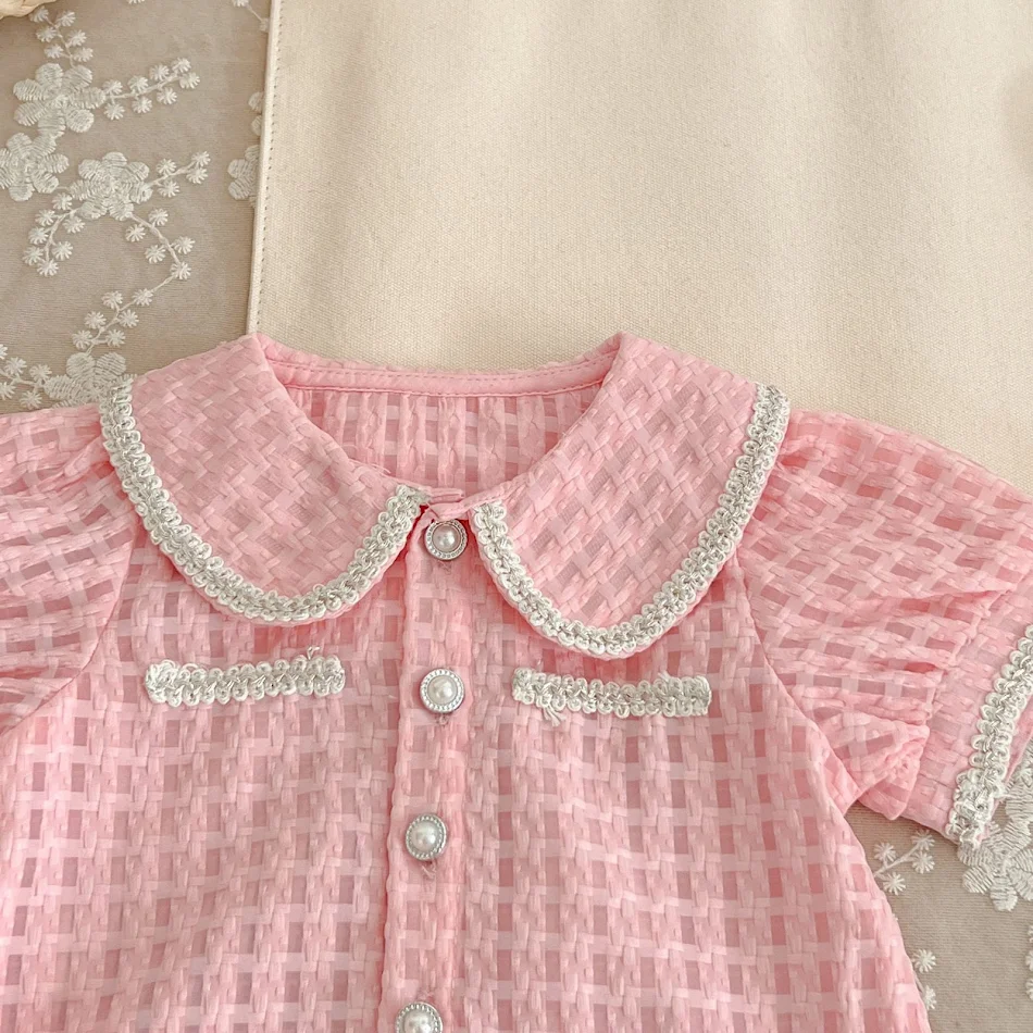 Completo due pezzi Baby Jumpsuits Out Cute Shorts, per neonati, adorabile e comodo, perfetto per un look estivo e spensierato.