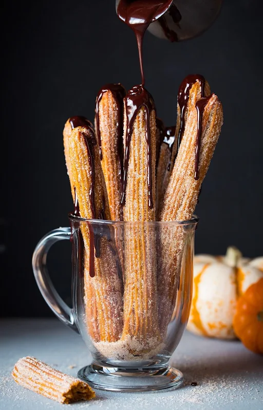 Tip Top Churros With Chocolate Dip