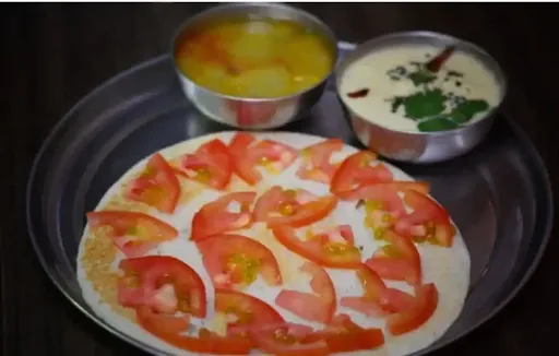 Tomato Uttapam [Serves 1]