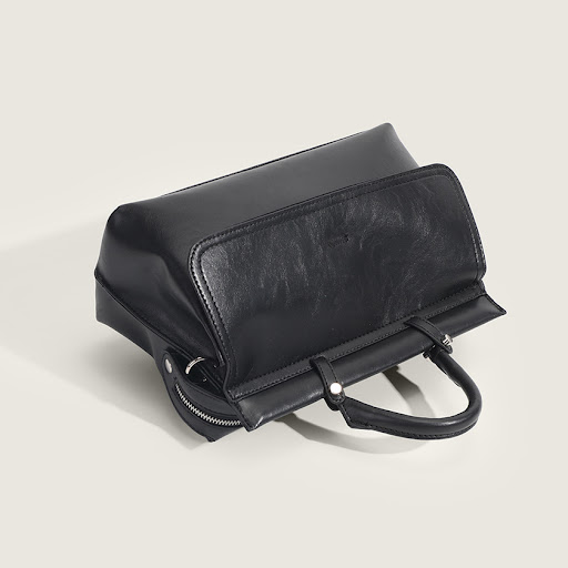 Title 6, Fashion European And American Style Retro Shoul...