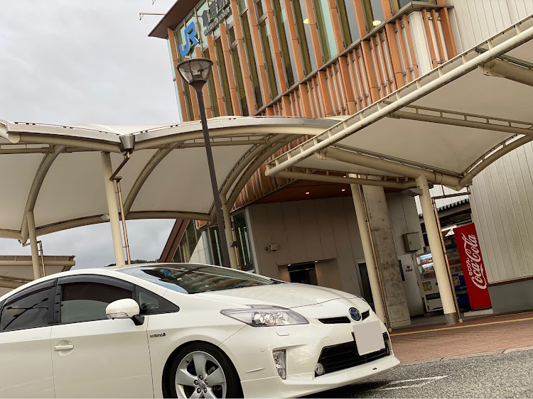 プリウスのzvw30後期・クルマ好きと繋がりたい・プリウス30・iPhoneクオリティ・鳥取県倉吉市に関するカスタム事例の投稿画像1枚目