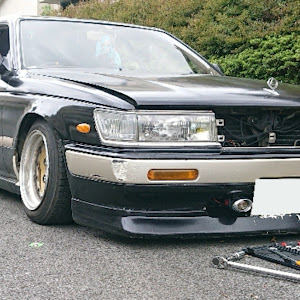 ローレル HC33