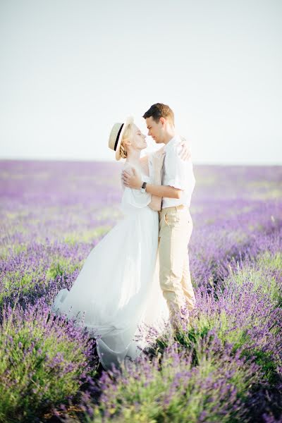 Wedding photographer Darya Gerasimenko (darya99). Photo of 16 November 2017