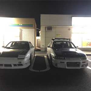 スカイライン R33