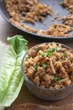 30 Minute Cashew Chicken Lettuce Wraps was pinched from <a href="http://www.thegarlicdiaries.com/30-minute-cashew-chicken-lettuce-wraps/" target="_blank">www.thegarlicdiaries.com.</a>