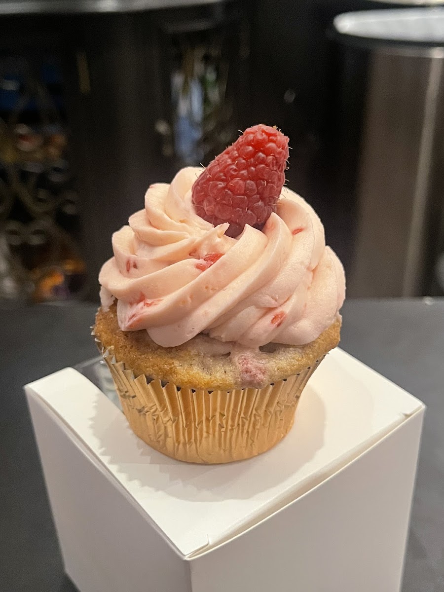 Gluten-Free at Top Tier Cake Shoppe