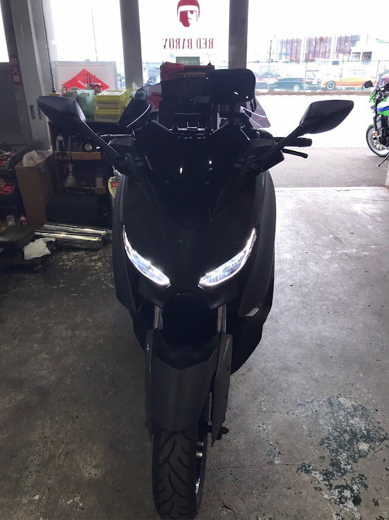 デロさんが投稿したYAMAHA・XMax250・スクーター・スクーターカスタム・納車しました。に関するカスタム事例の投稿画像1枚目