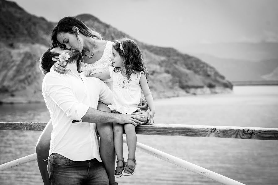 Fotógrafo de casamento Adrian Zussino (adrianzussino). Foto de 15 de fevereiro 2017