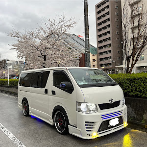 ハイエースバン TRH200V