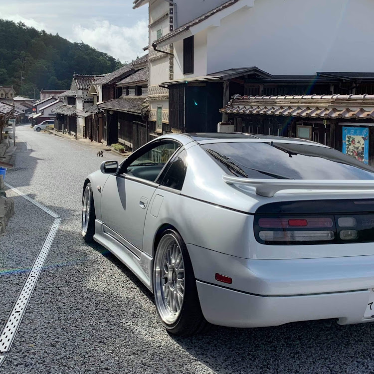 フェアレディZのハーフリアショット・スポーツカーに乗ろうと思う。・いつもいいね＆コメントありがとうございますに関するカスタム事例の投稿画像1枚目